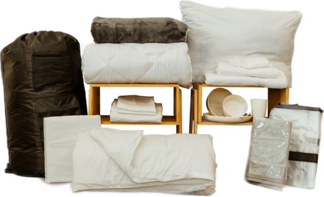 Deluxe 17pc Bedding Bundle in White, Twin XL, includes Bonus Kitchenware Set,  IN-STORE PICKUP ON FALL MOVE-IN DAY